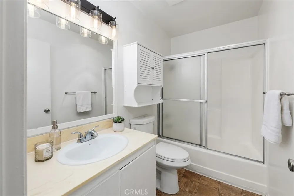 3162 Via Alicante #B La Jolla, CA 92037