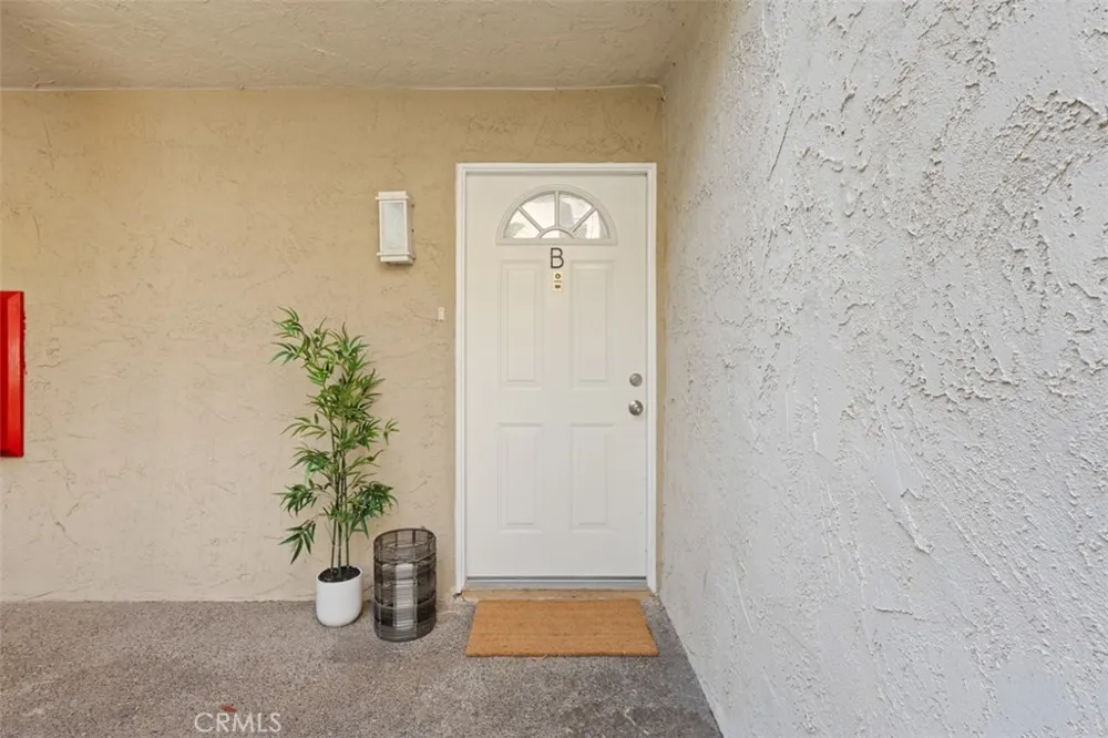 3162 Via Alicante #B La Jolla, CA 92037