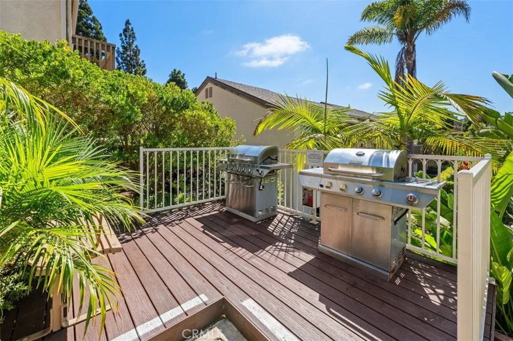 3162 Via Alicante #B La Jolla, CA 92037