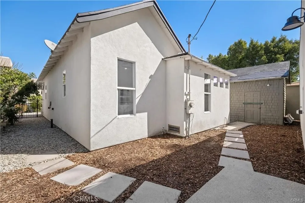 10808 Sarah Street North Hollywood, CA 91602