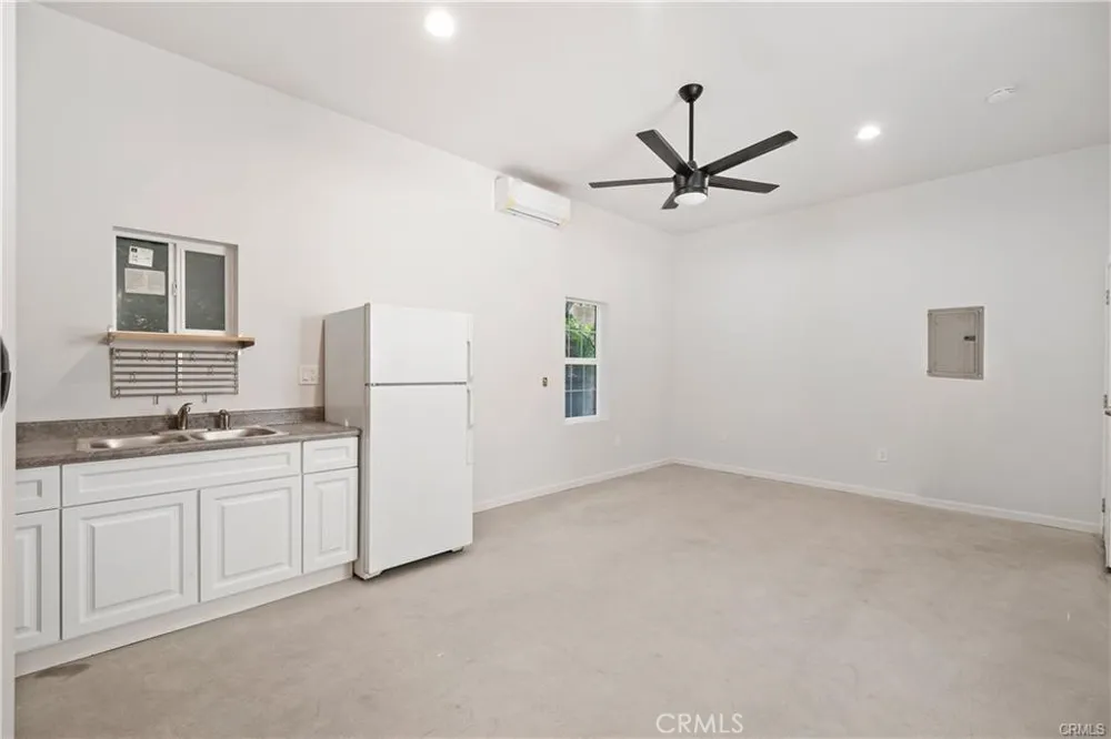 10808 Sarah Street North Hollywood, CA 91602