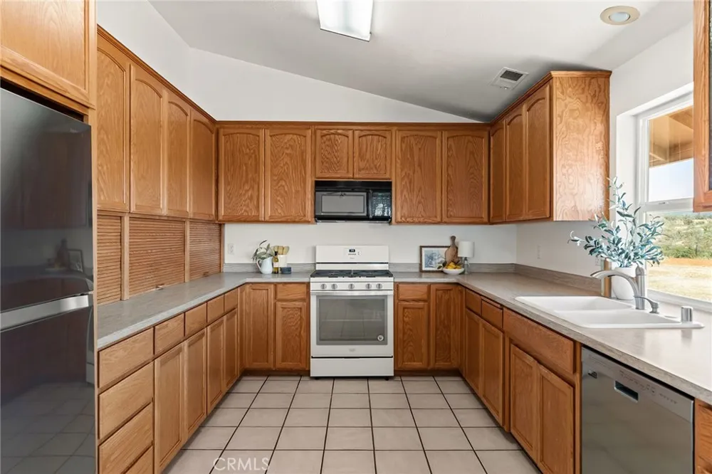 4706 Foster Paradise, CA 95969