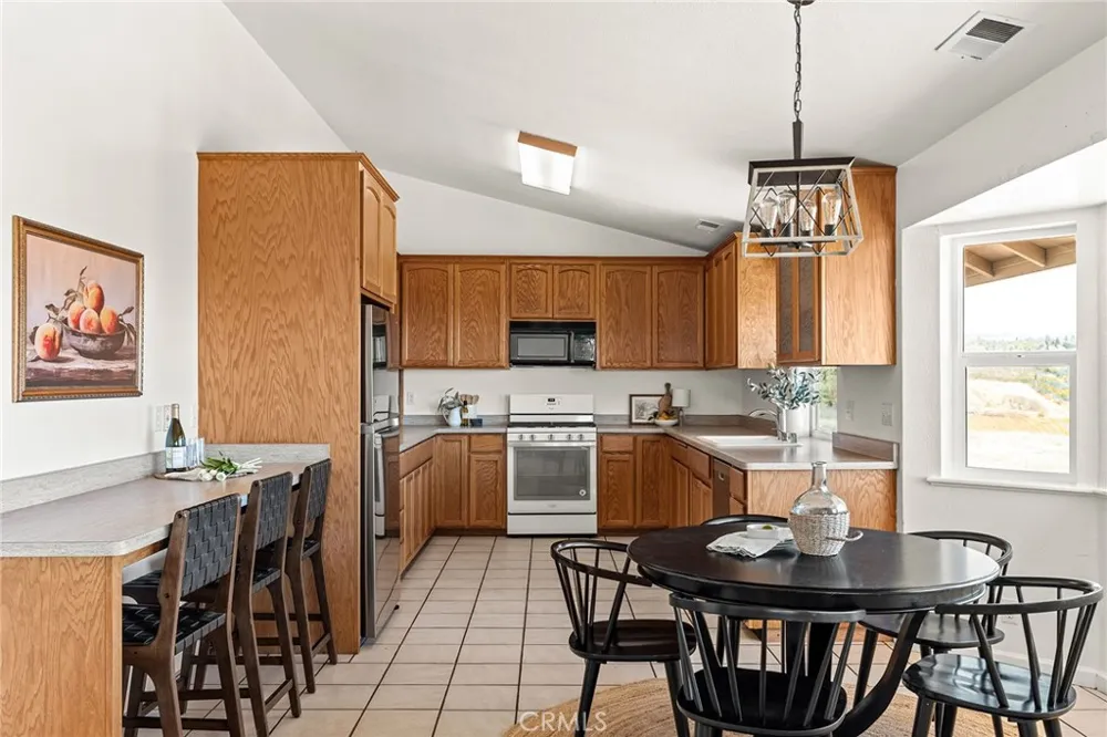 4706 Foster Paradise, CA 95969