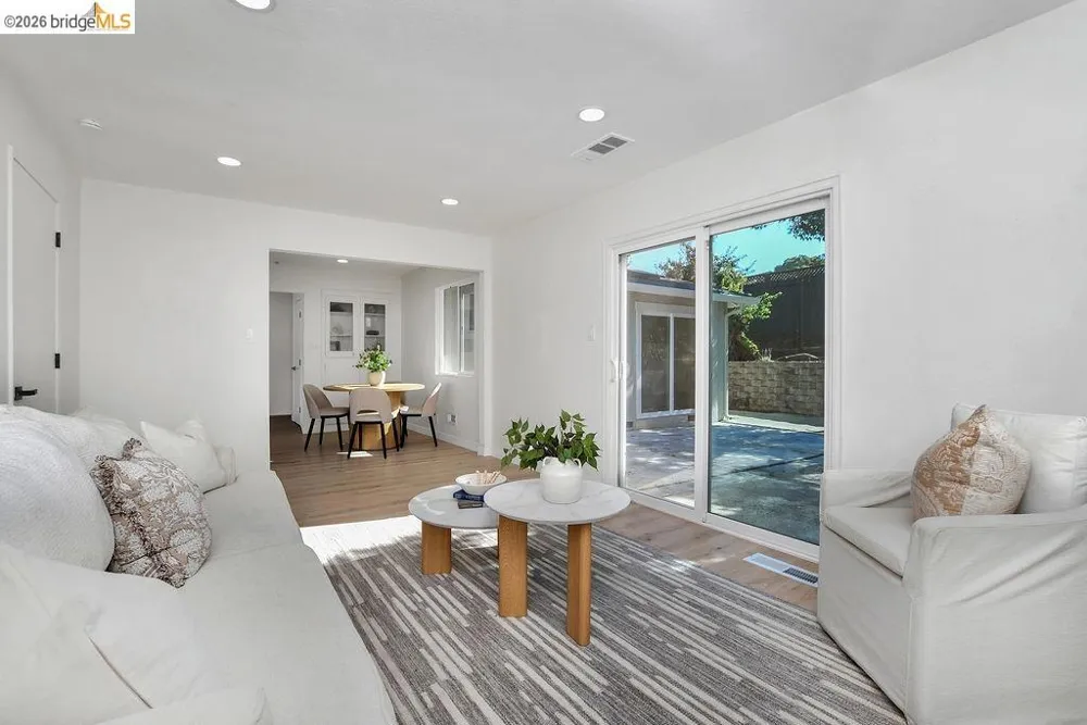 1701 Daisy Way Antioch, CA 94509