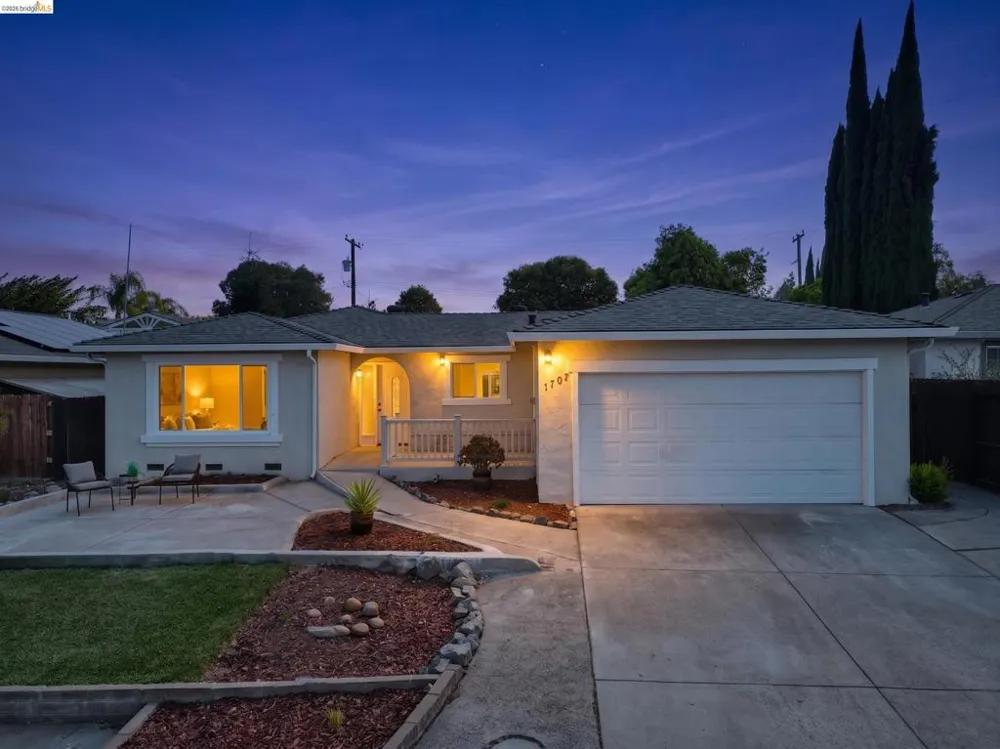 1701 Daisy Way Antioch, CA 94509