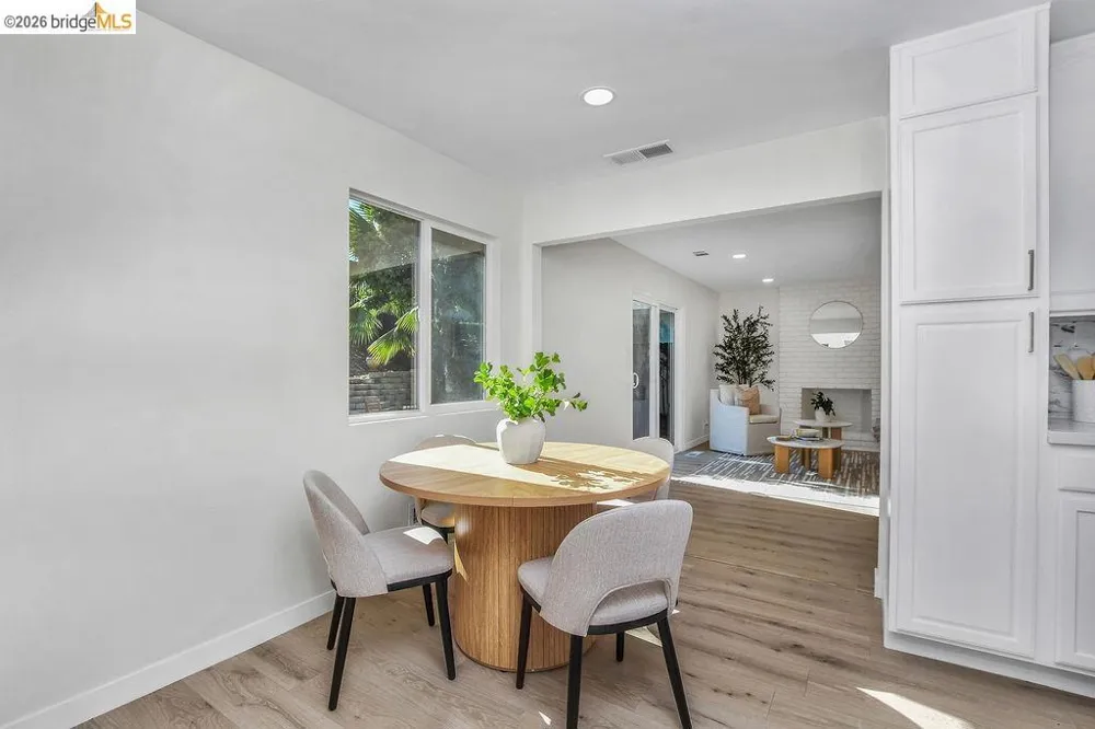 1701 Daisy Way Antioch, CA 94509