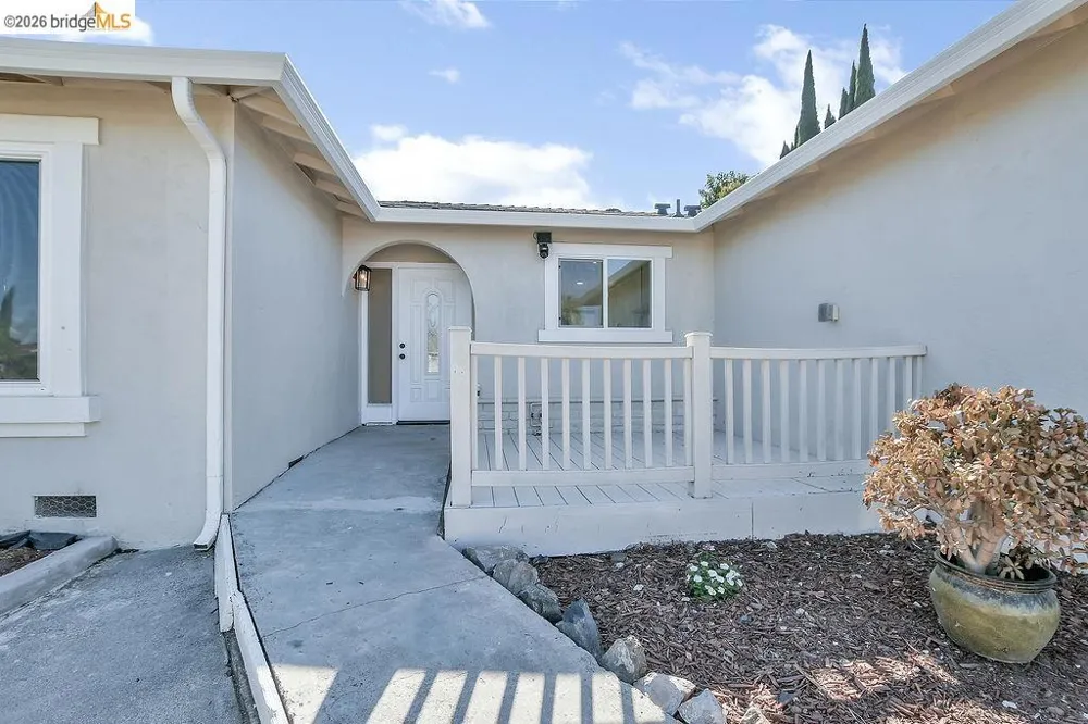 1701 Daisy Way Antioch, CA 94509