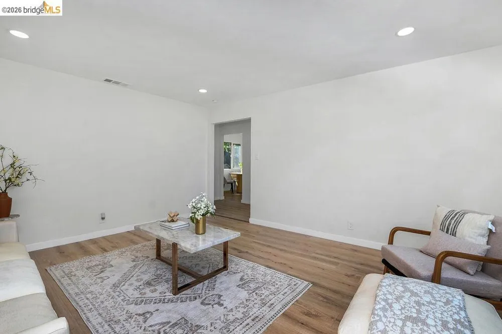 1701 Daisy Way Antioch, CA 94509