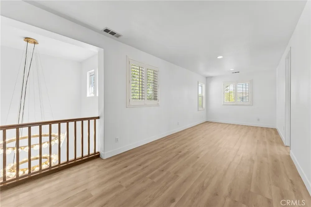 12326 White Horse Court Eastvale, CA 91752