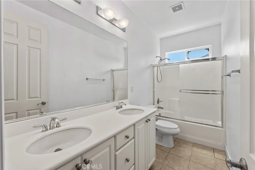 12326 White Horse Court Eastvale, CA 91752