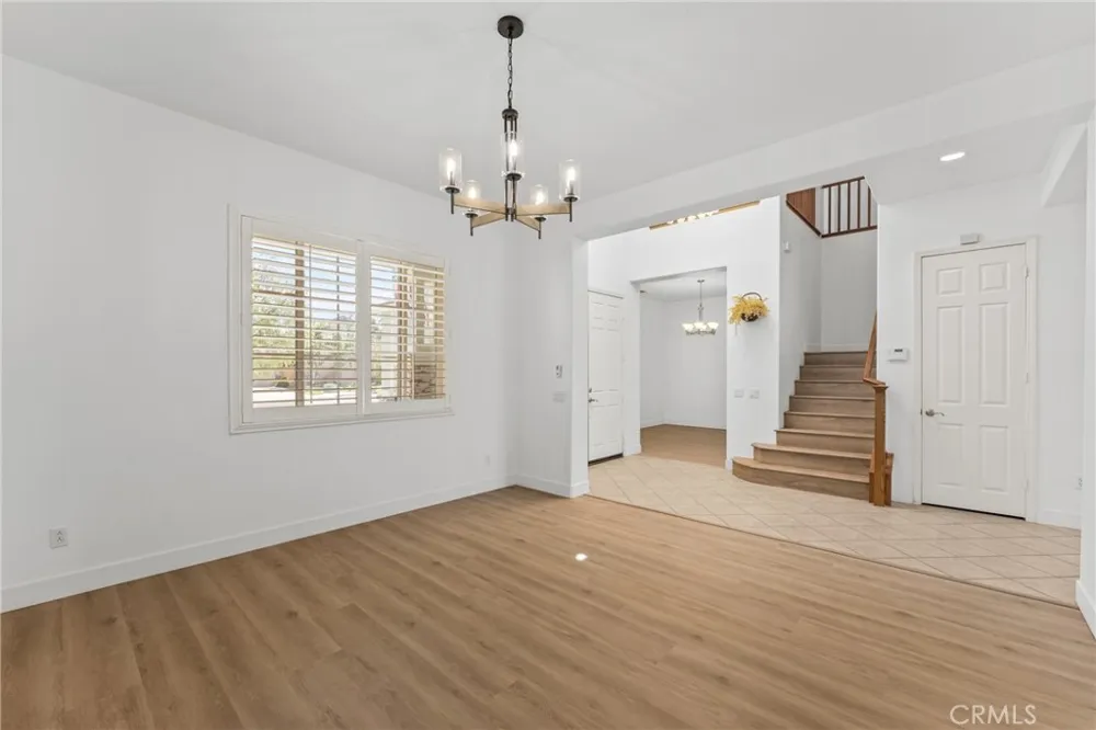 12326 White Horse Court Eastvale, CA 91752
