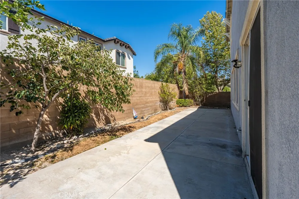12326 White Horse Court Eastvale, CA 91752