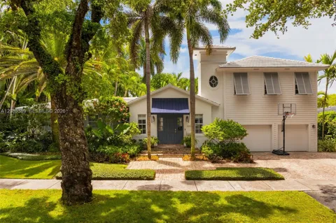 444 Bargello Ave