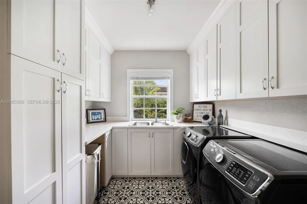 444 Bargello Ave Coral Gables, FL 33146