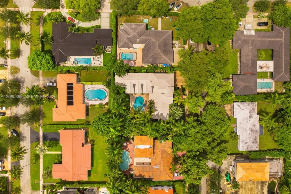 444 Bargello Ave Coral Gables, FL 33146