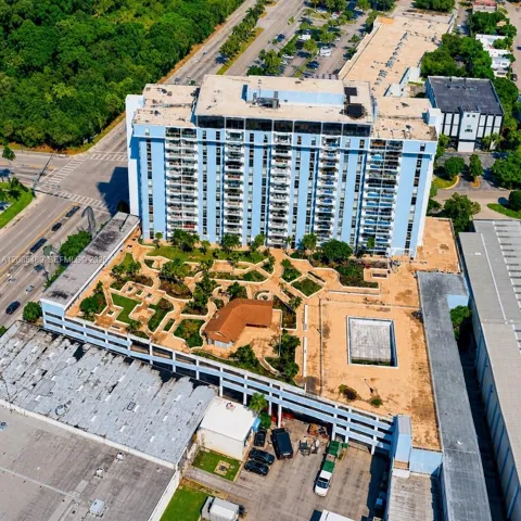 13499 Biscayne Blvd #CU203