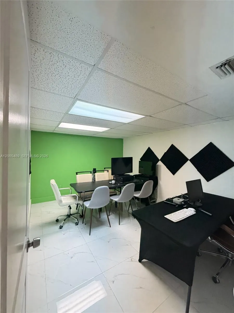 13499 Biscayne Blvd #CU203 North Miami, FL 33181