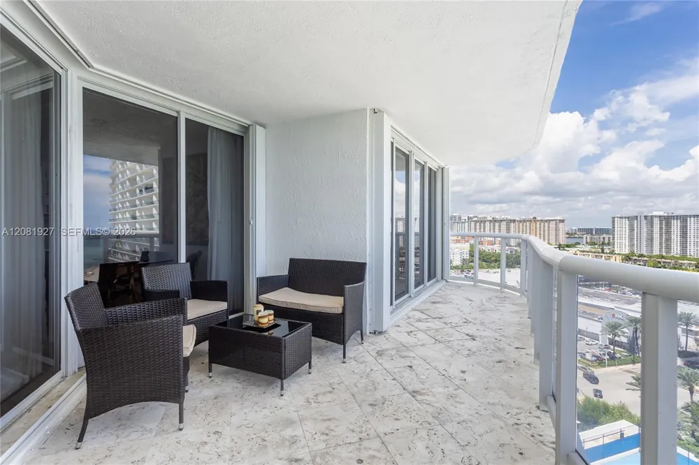 16711 Collins Ave #1704 Sunny Isles Beach, FL 33160