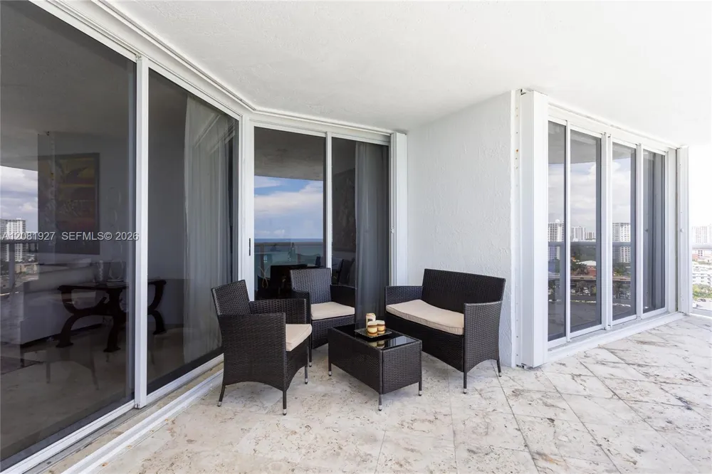 16711 Collins Ave #1704 Sunny Isles Beach, FL 33160