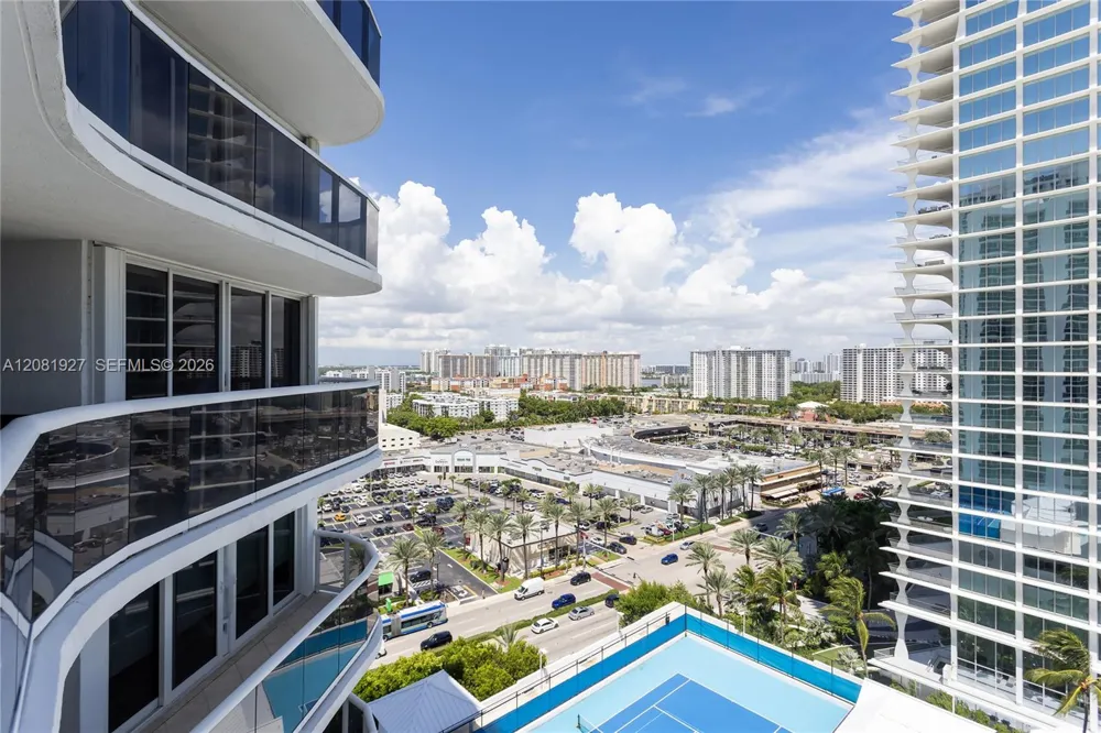 16711 Collins Ave #1704 Sunny Isles Beach, FL 33160