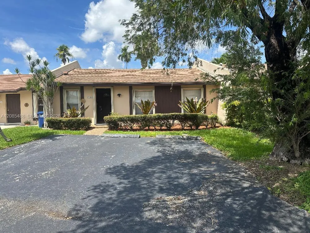10836 SW 123rd Pl Miami, FL 33186