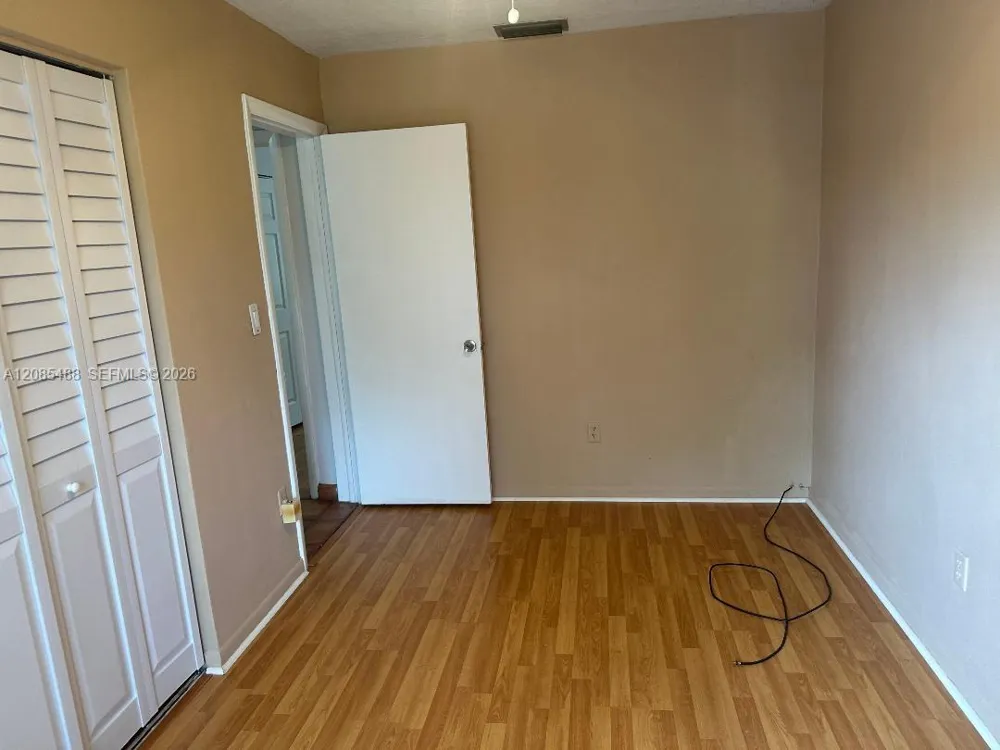 10836 SW 123rd Pl Miami, FL 33186