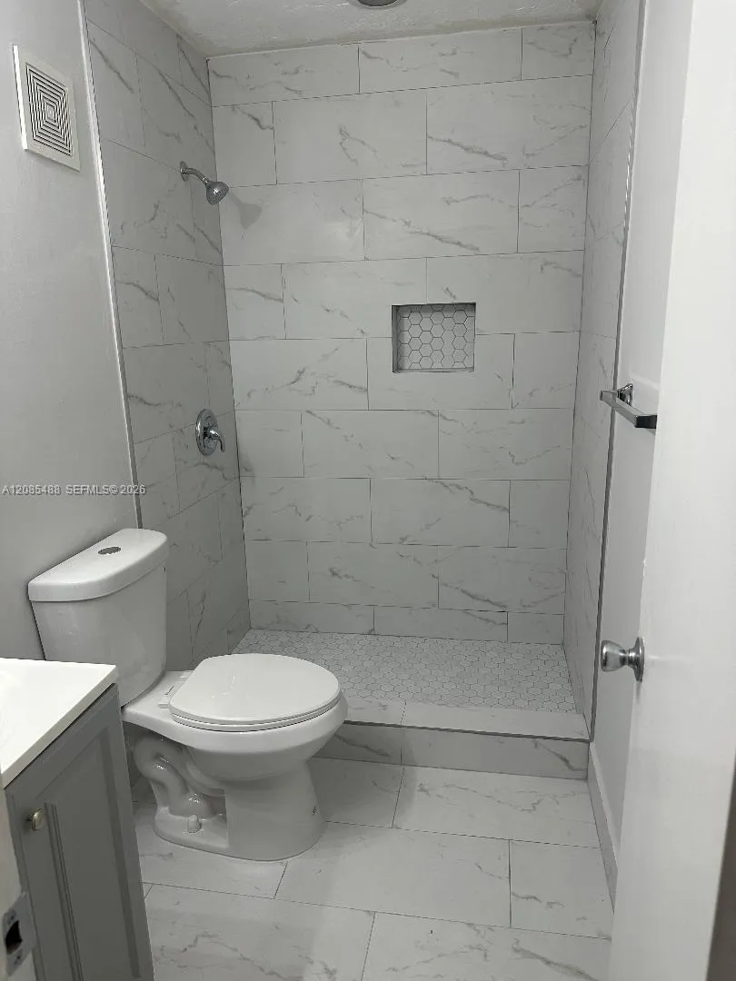 10836 SW 123rd Pl Miami, FL 33186