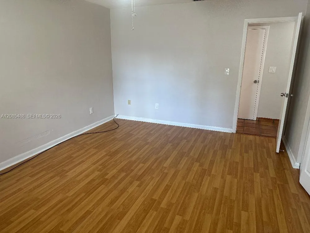 10836 SW 123rd Pl Miami, FL 33186