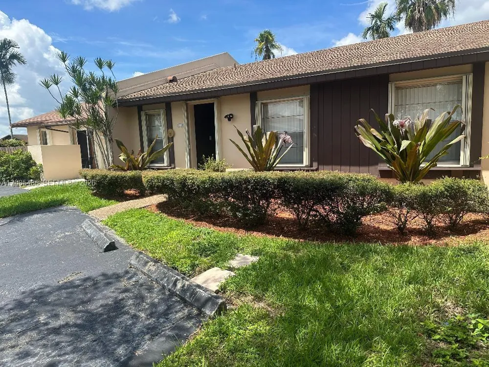 10836 SW 123rd Pl Miami, FL 33186