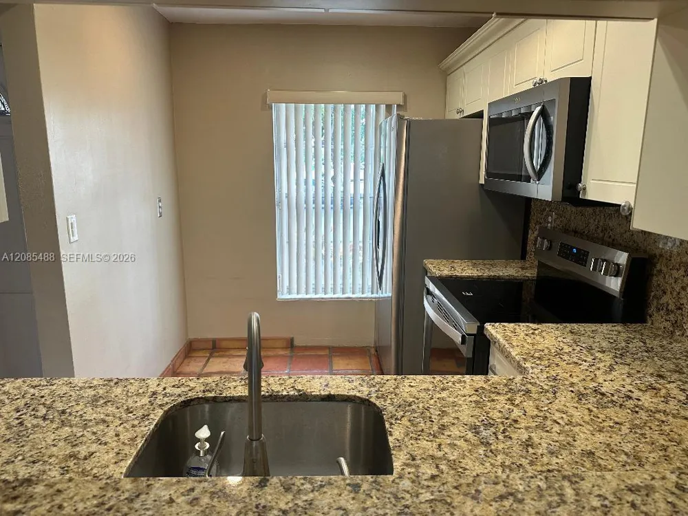 10836 SW 123rd Pl Miami, FL 33186
