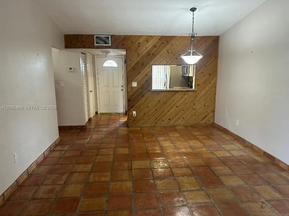 10836 SW 123rd Pl Miami, FL 33186