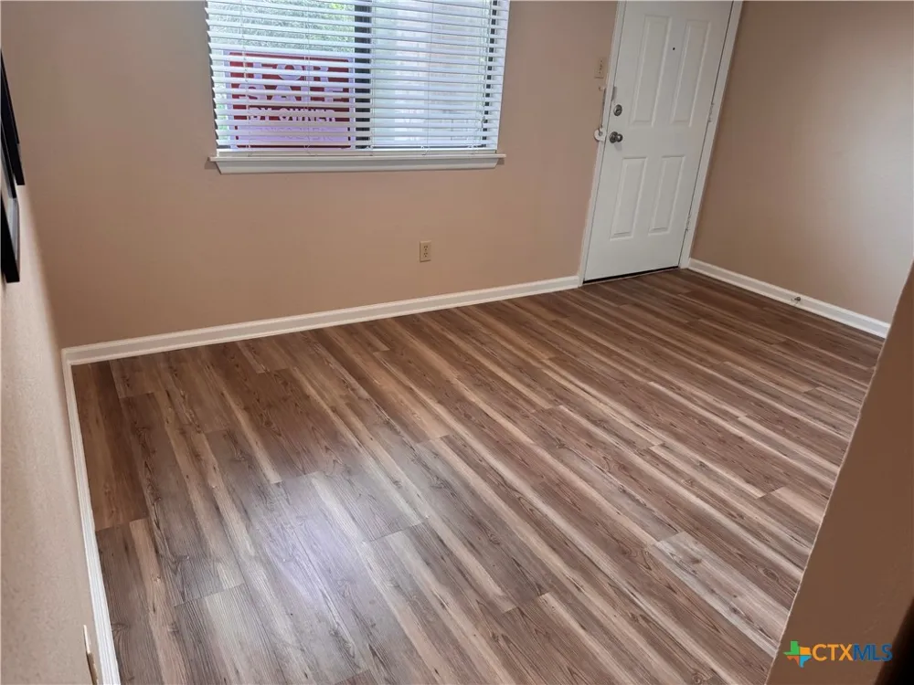 1256 Cougar Drive #6 Canyon Lake, TX 78133
