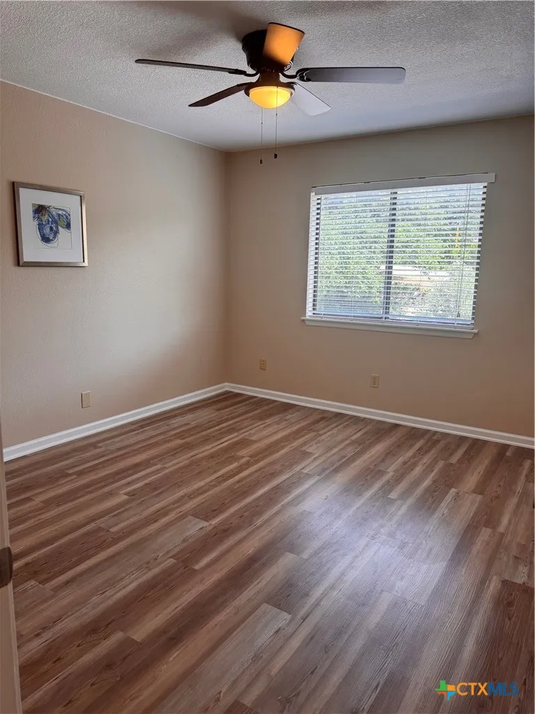 1256 Cougar Drive #6 Canyon Lake, TX 78133