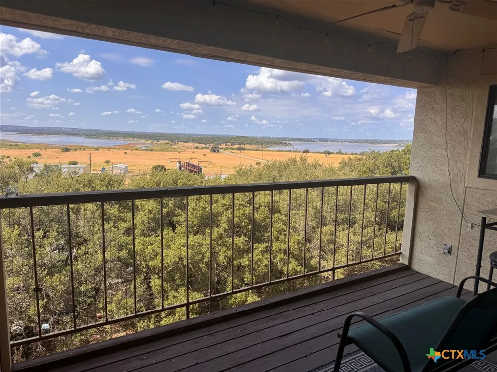 1256 Cougar Drive #6 Canyon Lake, TX 78133