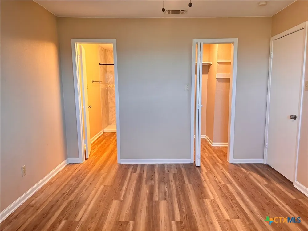 1256 Cougar Drive #6 Canyon Lake, TX 78133