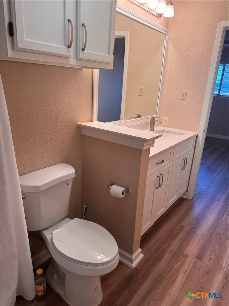 1256 Cougar Drive #6 Canyon Lake, TX 78133