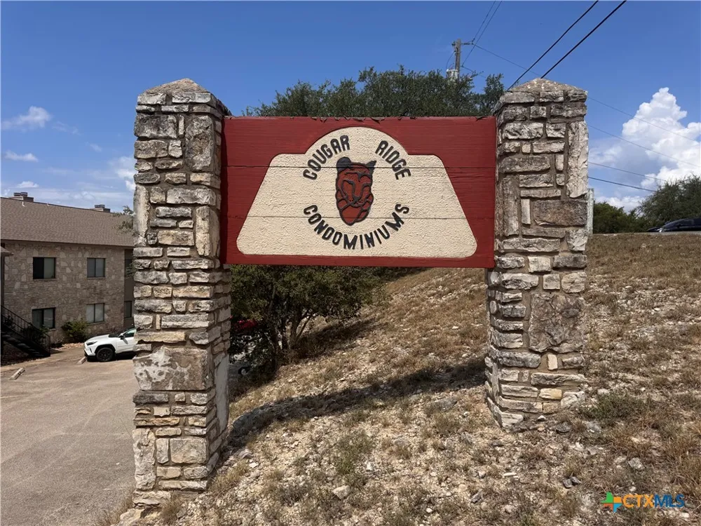 1256 Cougar Drive #6 Canyon Lake, TX 78133