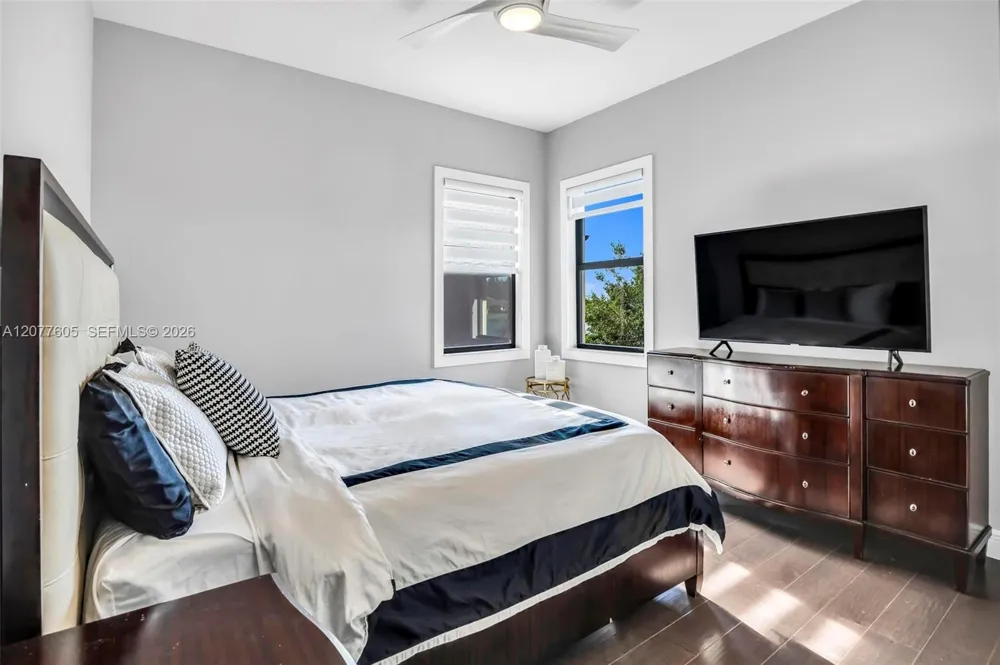 12570 Parkland Bay Trl Parkland, FL 33076