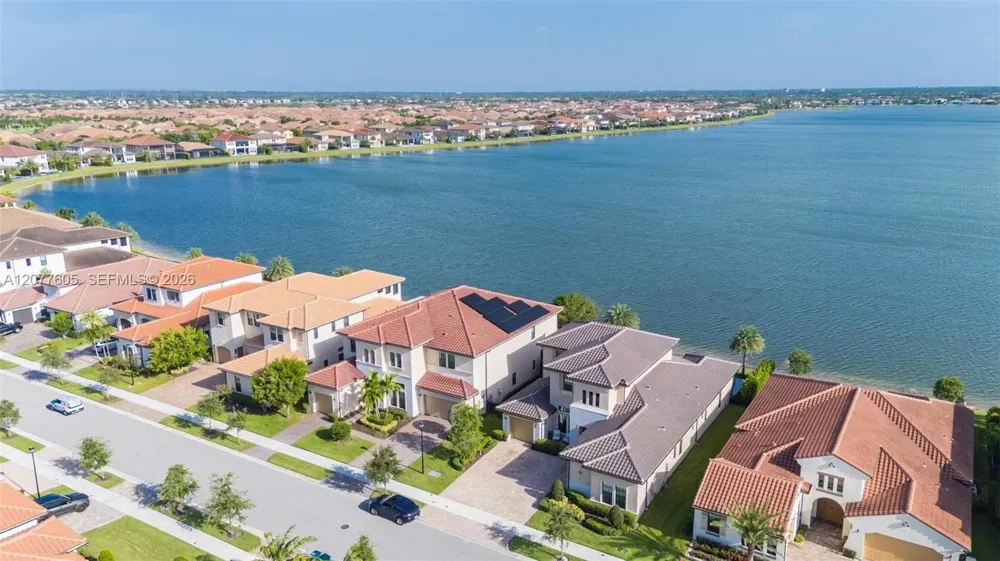 12570 Parkland Bay Trl Parkland, FL 33076