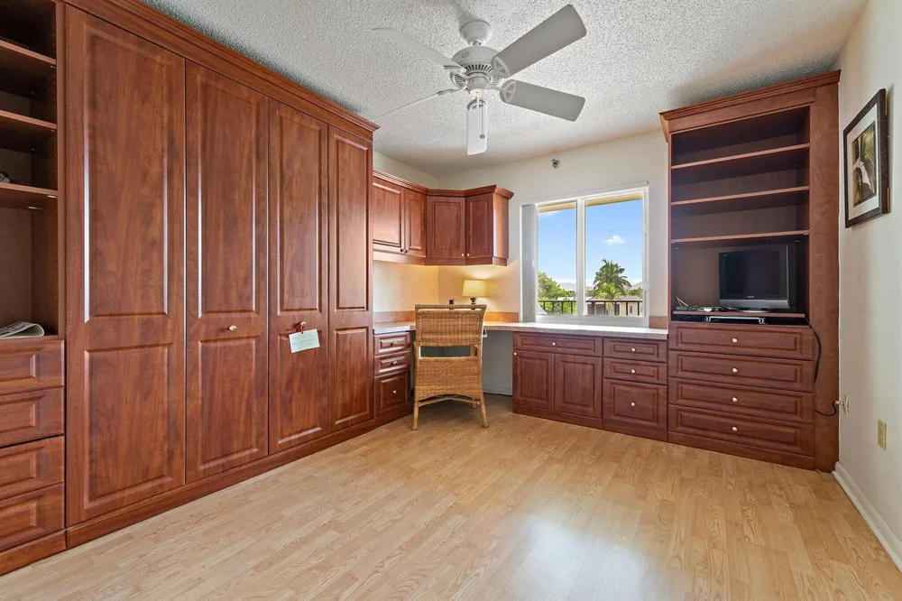 275 PALM AVENUE #C302 Jupiter, FL 33477