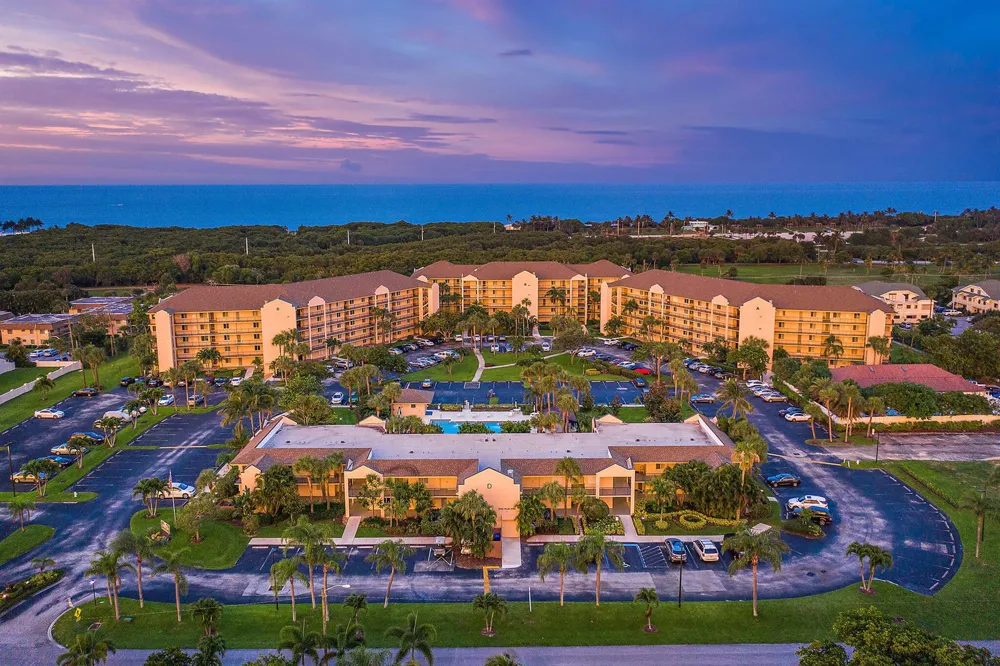 275 PALM AVENUE #C302 Jupiter, FL 33477