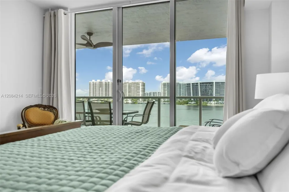 18100 Bay Rd #709 Sunny Isles Beach, FL 33160