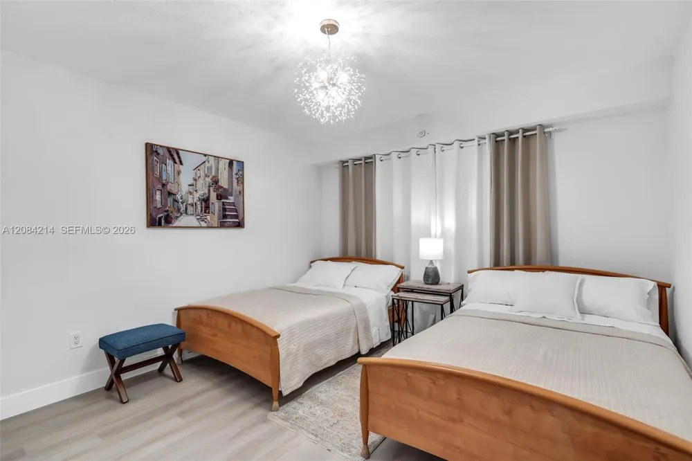 18100 Bay Rd #709 Sunny Isles Beach, FL 33160