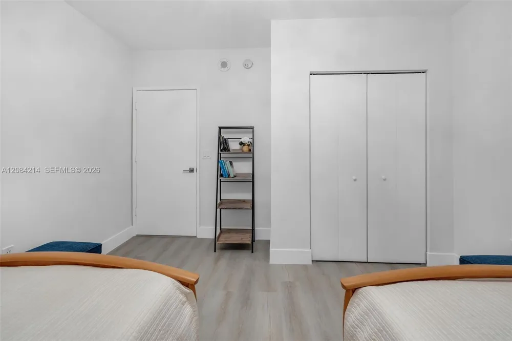 18100 Bay Rd #709 Sunny Isles Beach, FL 33160