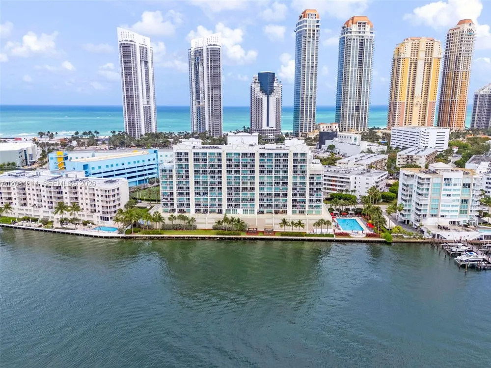 18100 Bay Rd #709 Sunny Isles Beach, FL 33160