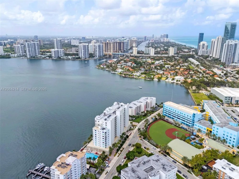 18100 Bay Rd #709 Sunny Isles Beach, FL 33160