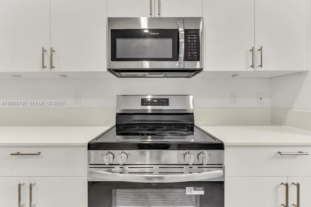 18414 SW 2nd St Pembroke Pines, FL 33029