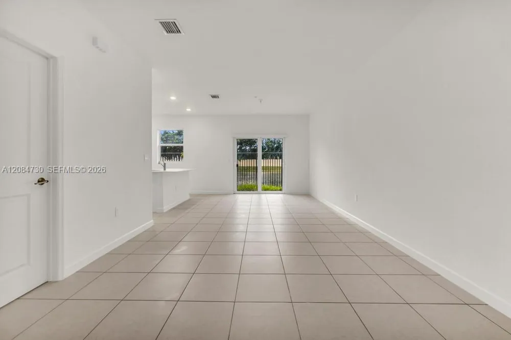 18414 SW 2nd St Pembroke Pines, FL 33029