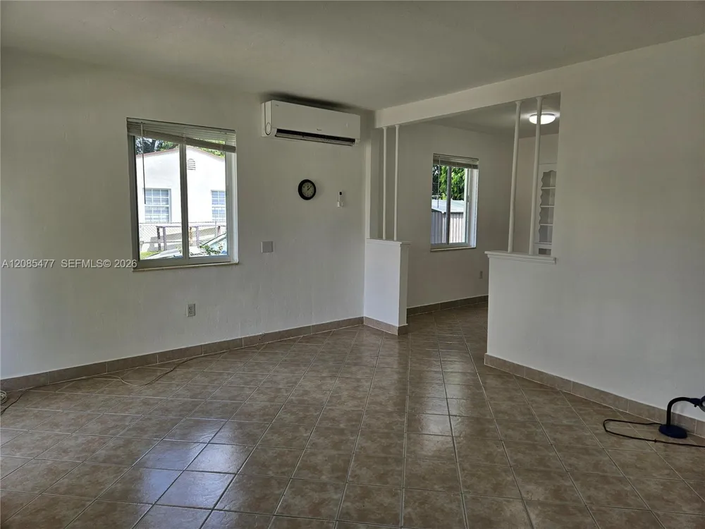 145 SW 60th Ct Miami, FL 33144