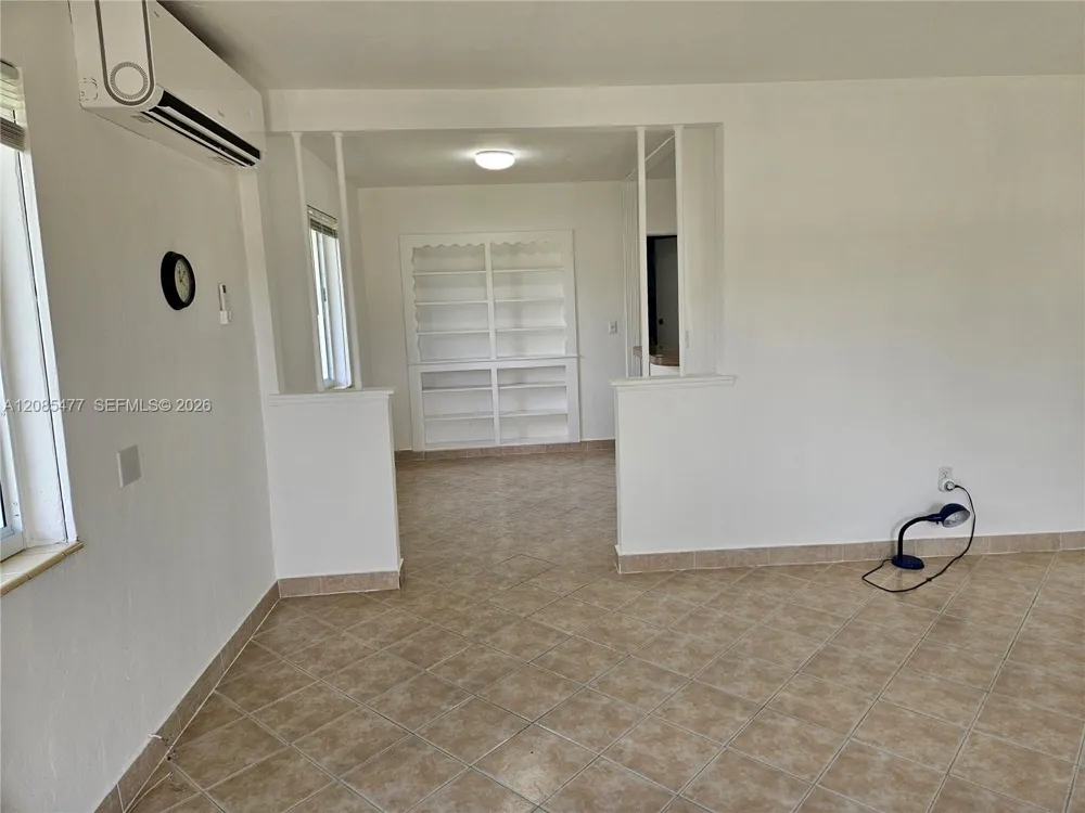 145 SW 60th Ct Miami, FL 33144